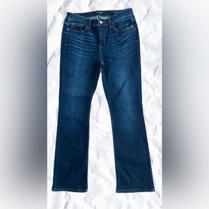 Judy Blue Boot Cut Mid Rise Women’s Jeans. Size 13/31, med blue wash